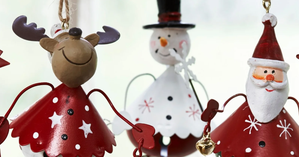 χριστουγεννιάτικες φιγούρες χιονάνθρωπου - αι Βασίλη - τάρανδος